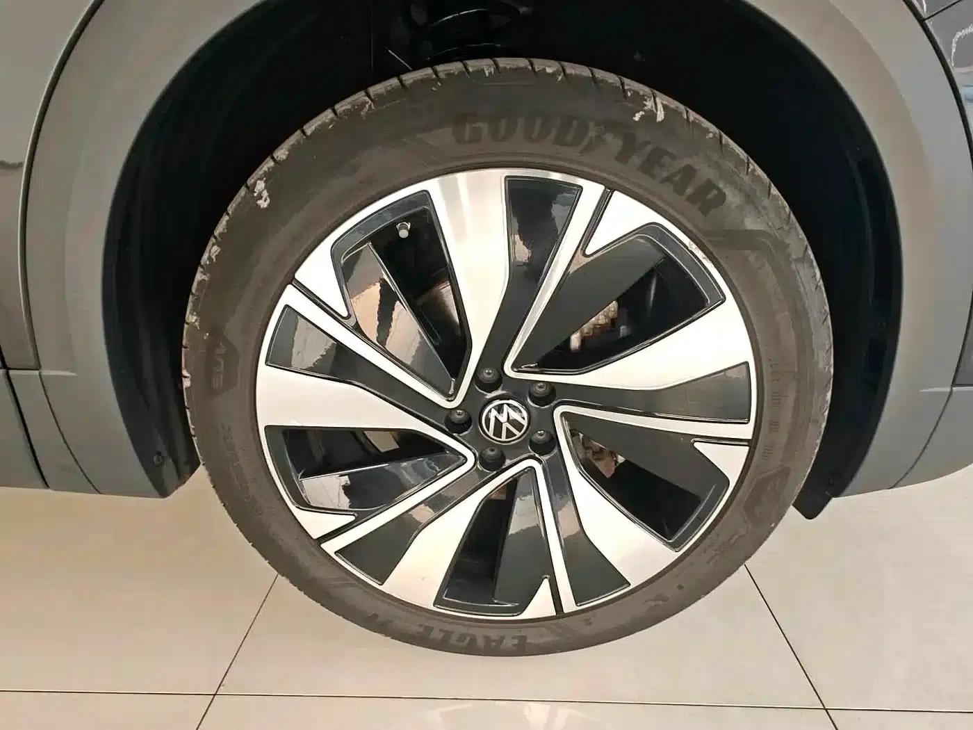 2023 Range Rover 380TSI AWD Luxury Pro 6-seater — миниатюра 12