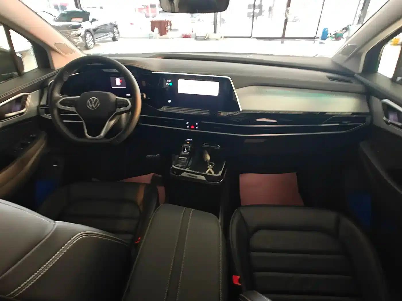 2023 Range Rover 380TSI AWD Luxury Pro 6-seater — миниатюра 18