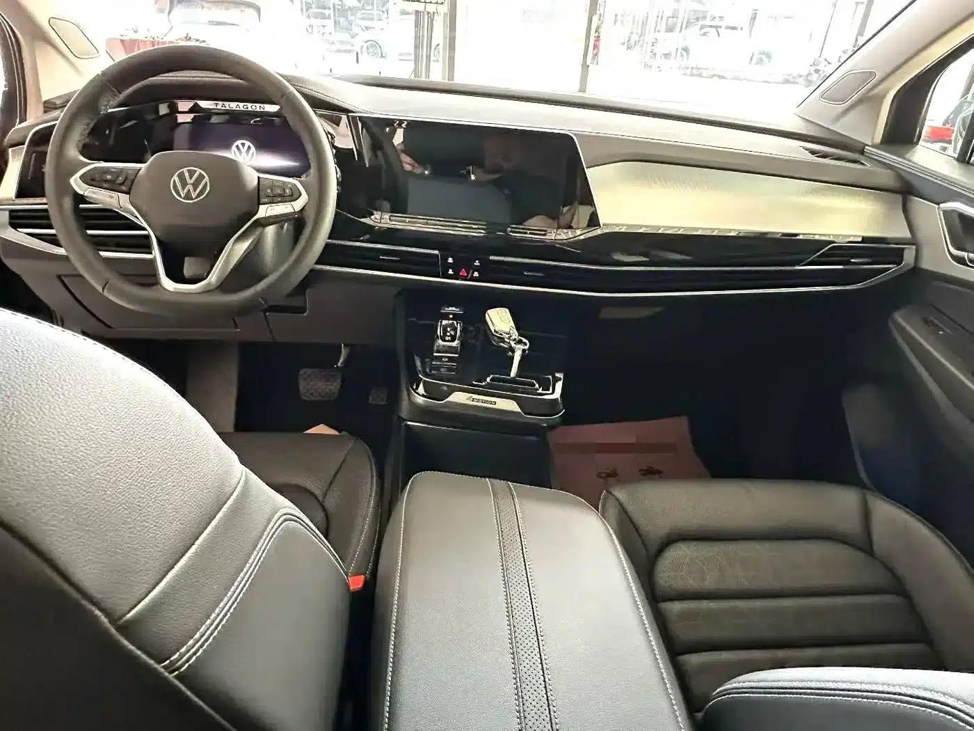 2023 Range Rover 380TSI AWD Luxury Pro 6-seater — миниатюра 7