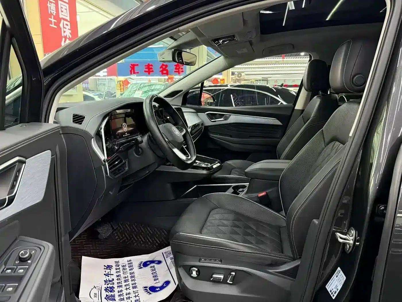 2023 Range Rover 380TSI AWD Flagship Edition (7-seater) — миниатюра 6