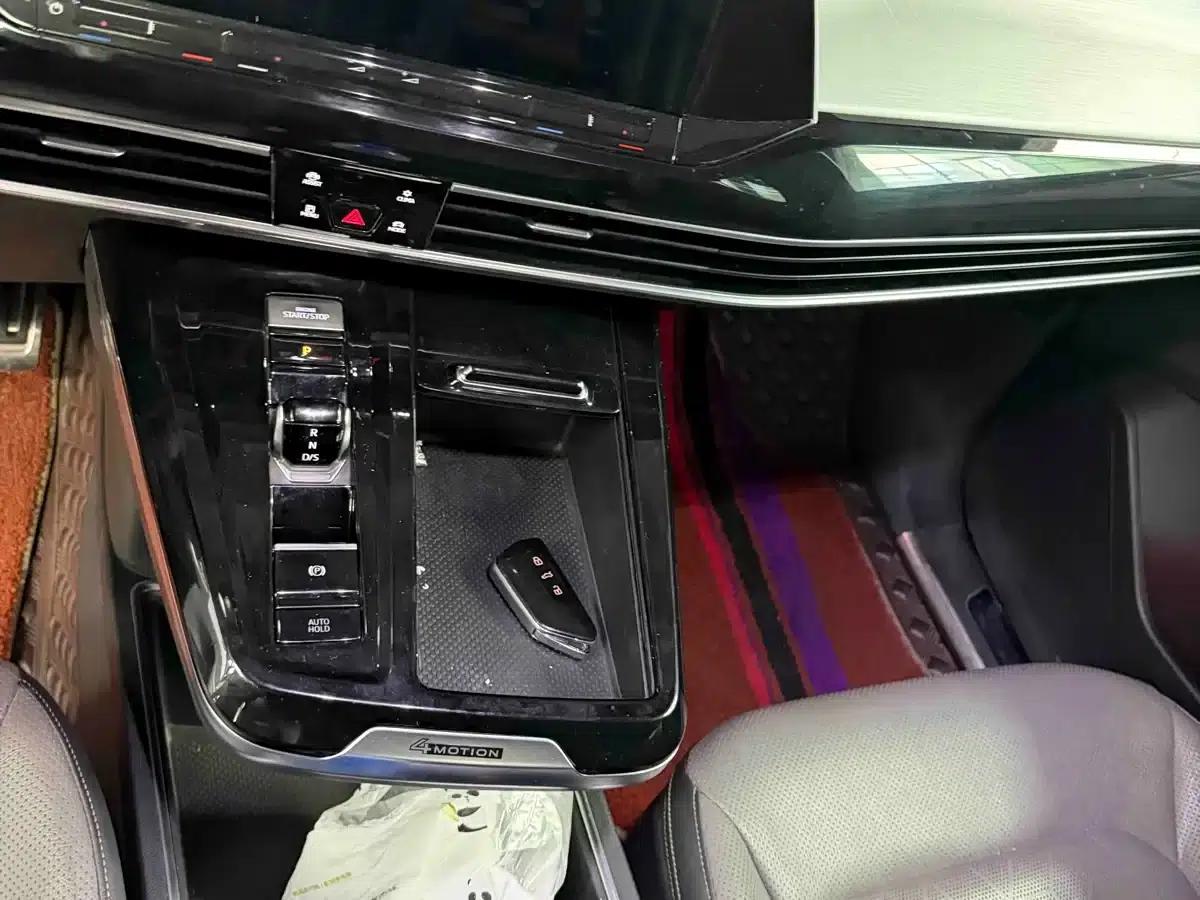 2021 Range Rover 380TSI AWD R-Line — миниатюра 6