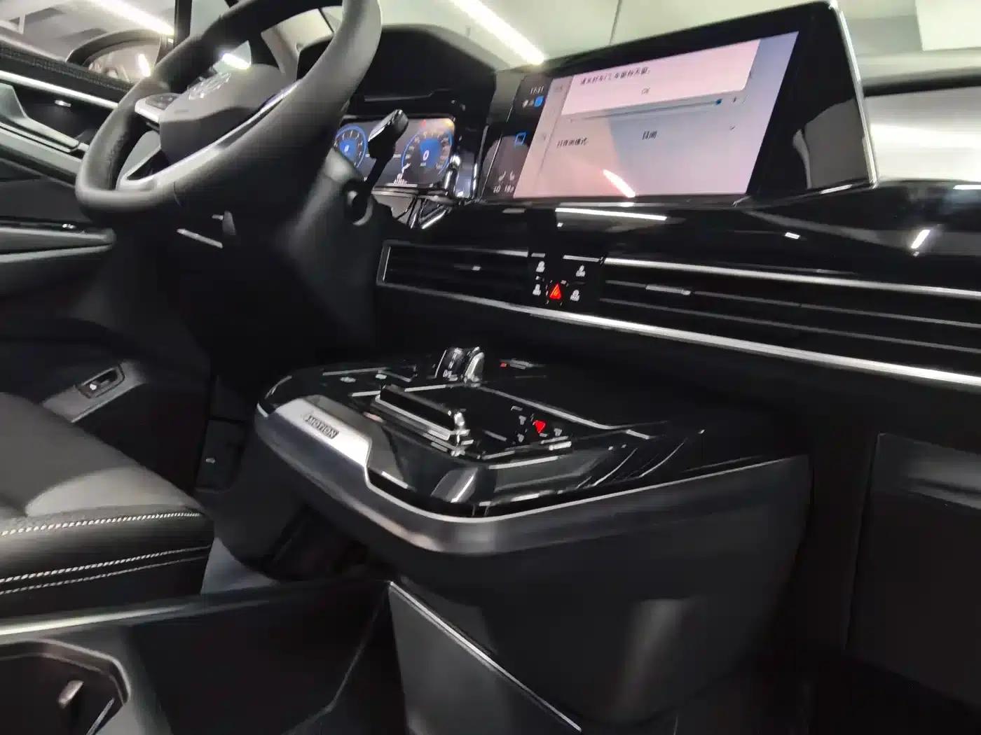 2022 Range Rover 380TSI 4WD Luxury Pro 7-Seater — миниатюра 30