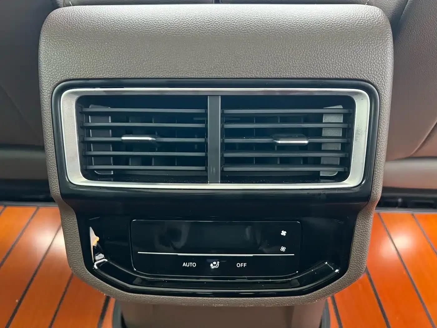 Viloran 2022 380TSI Premium Edition — миниатюра 23