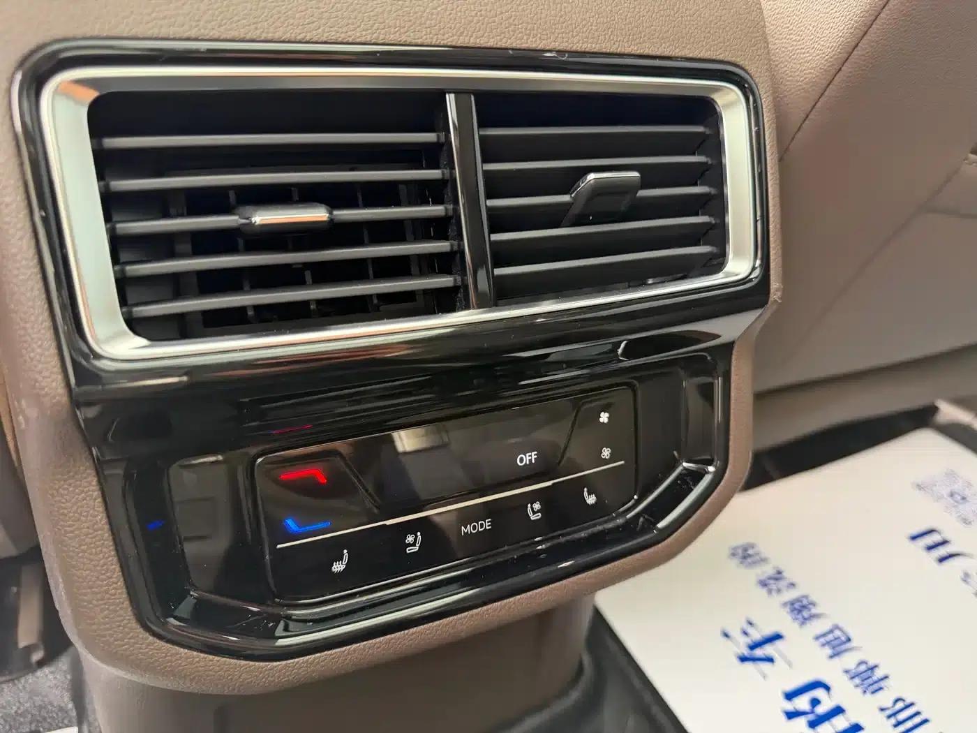 Viloran 2023 Facelift 380TSI Premium Edition — миниатюра 10