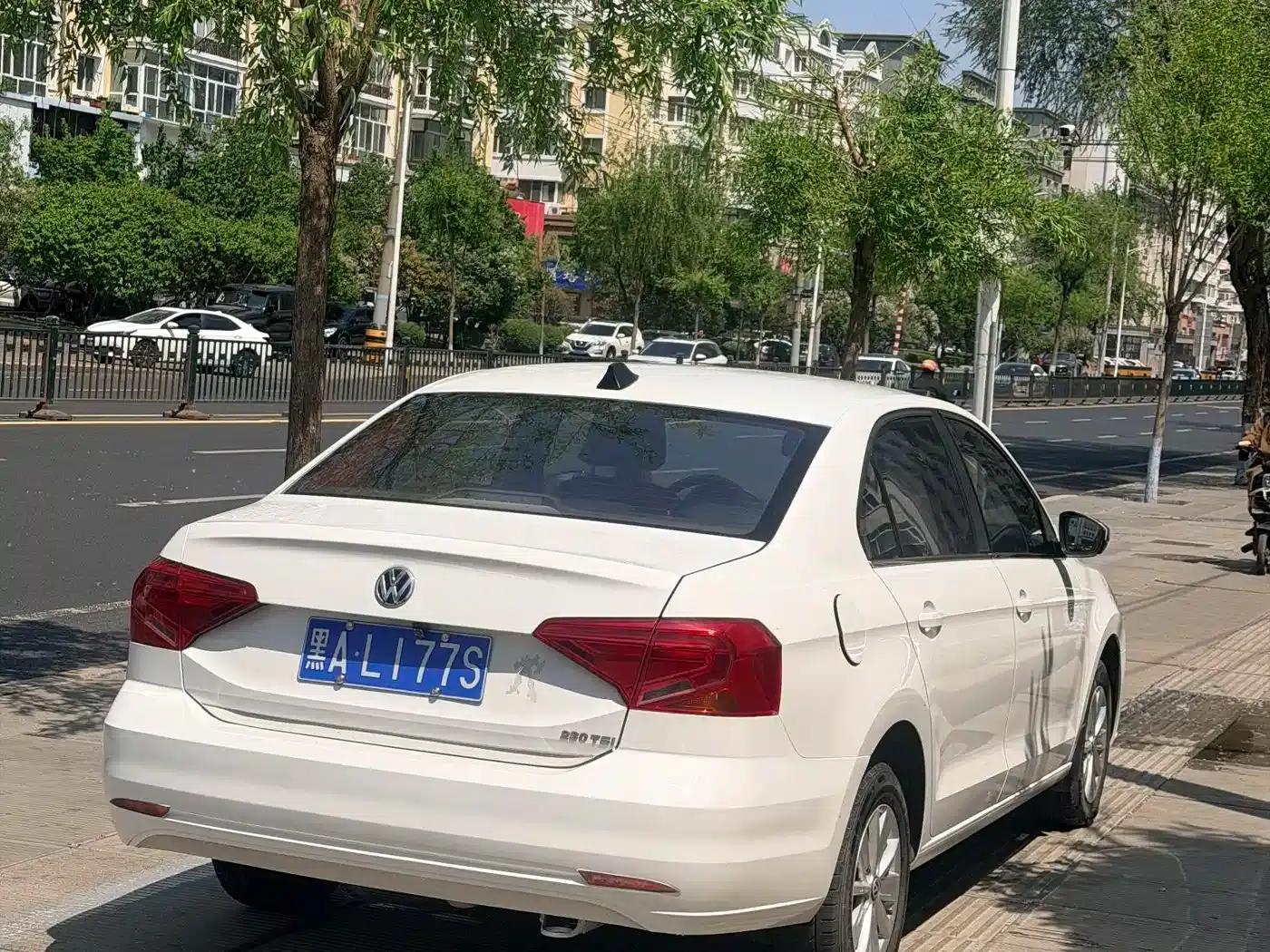 Jetta 2017 1.4L Manual Fashion Edition — миниатюра 6