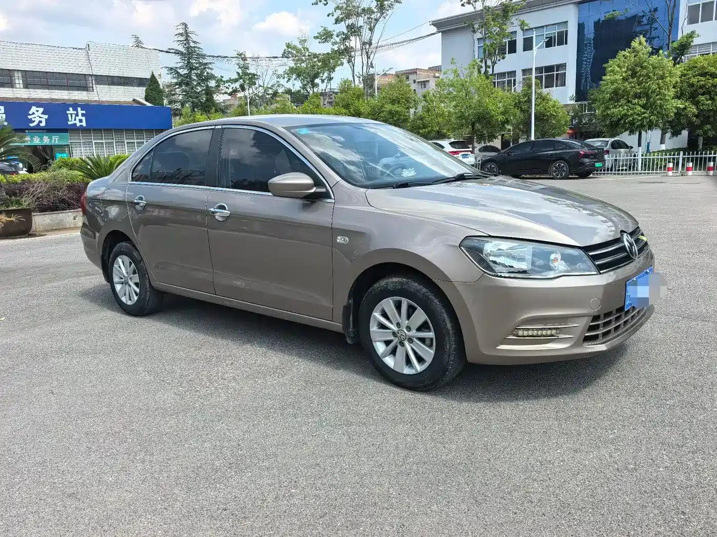 Jetta 2015 1.6L Manual Fashion Edition — миниатюра 3