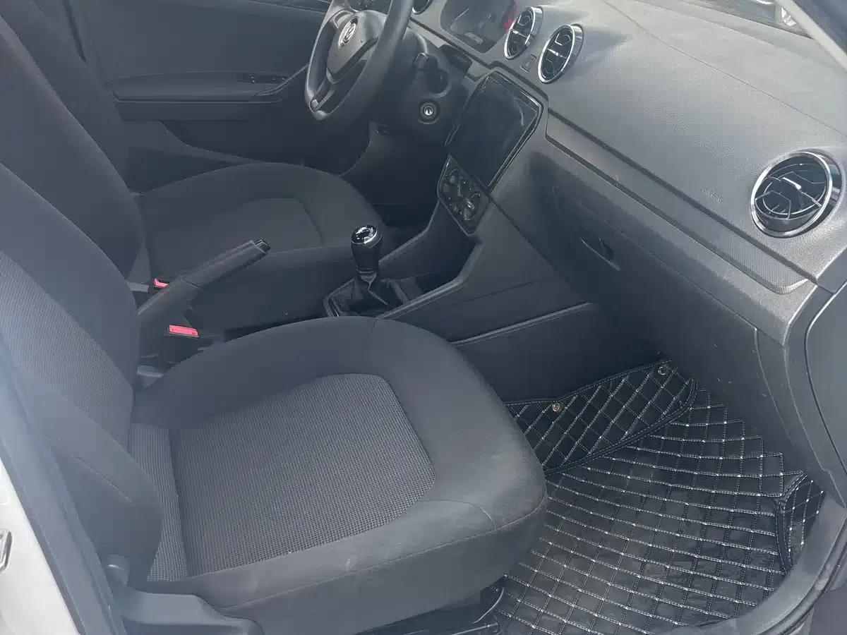 Jetta 2017 1.5L Manual Fashion Edition — миниатюра 8