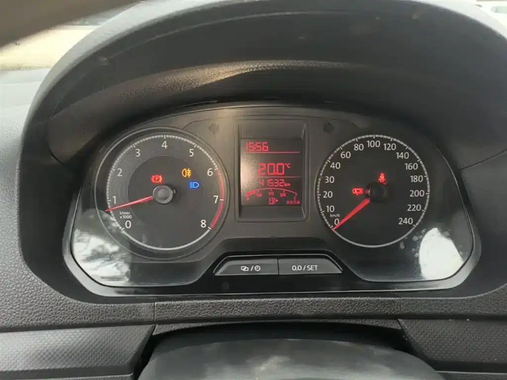Jetta 2017 1.5L Manual Fashion Edition — миниатюра 12