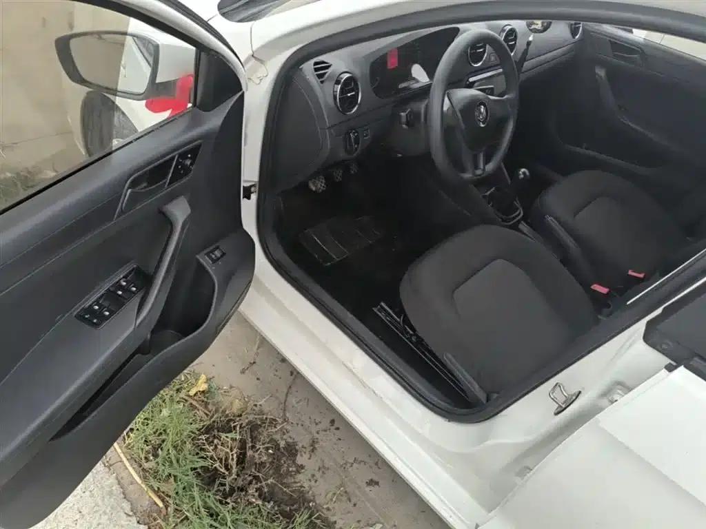 Jetta 2017 1.5L Manual Fashion Edition — миниатюра 16