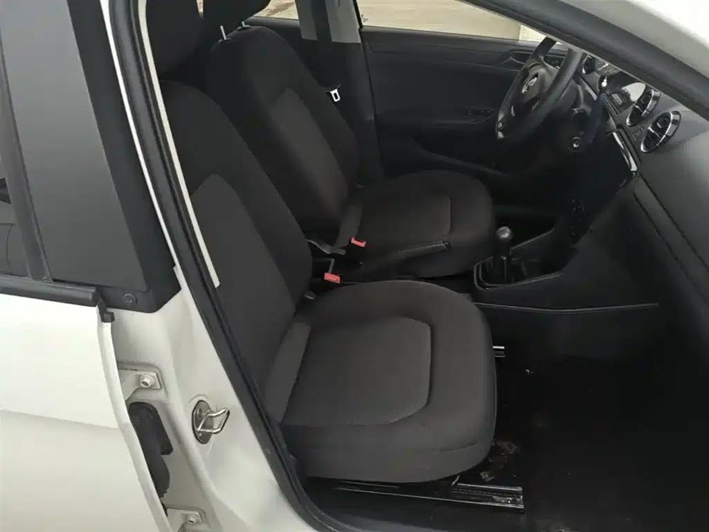 Jetta 2017 1.5L Manual Fashion Edition — миниатюра 25