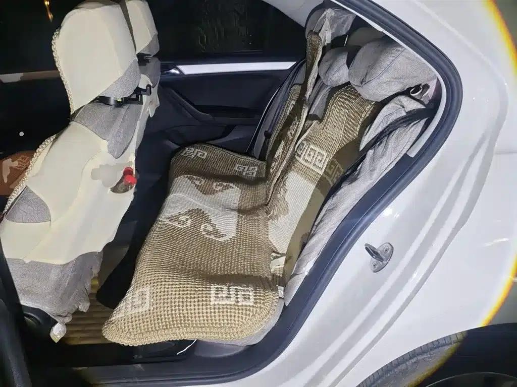 Jetta 2013 1.6L Automatic Comfort Model — миниатюра 14