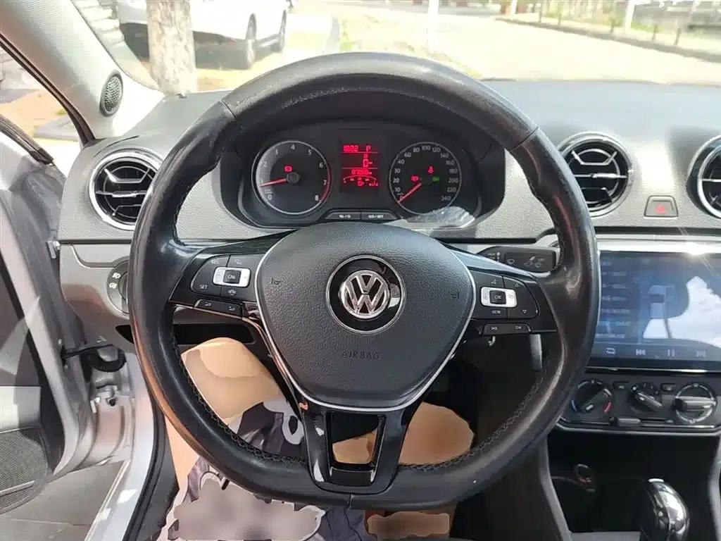 Jetta 2017 1.5L Automatic Fashion Edition — миниатюра 11