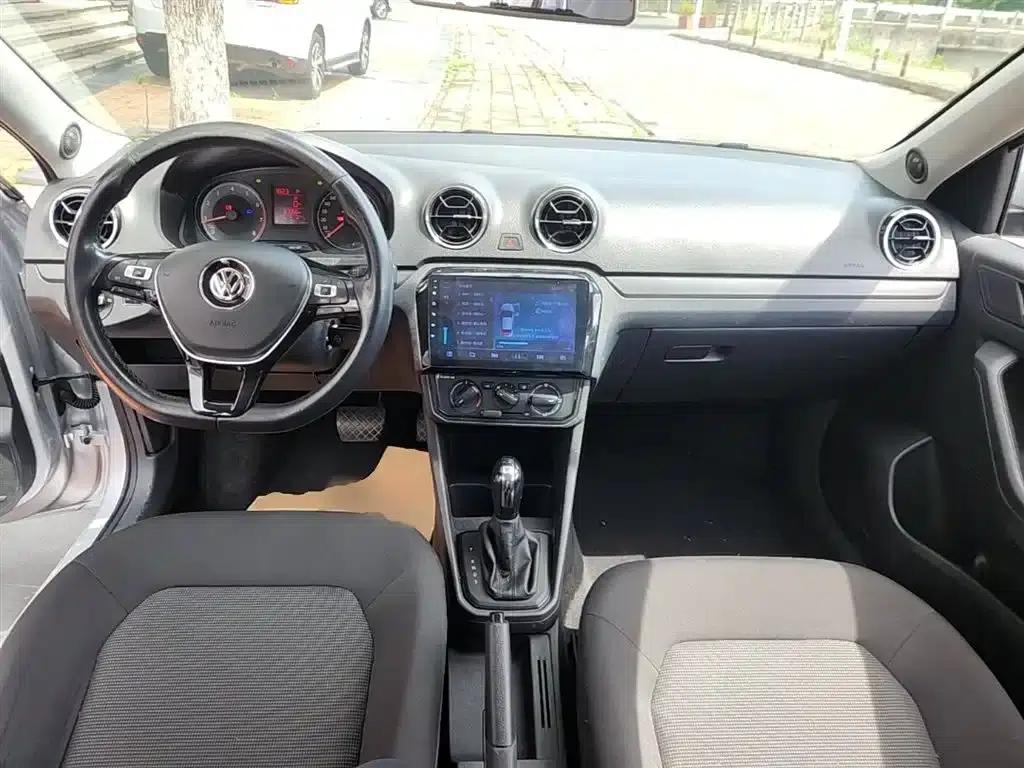 Jetta 2017 1.5L Automatic Fashion Edition — миниатюра 10