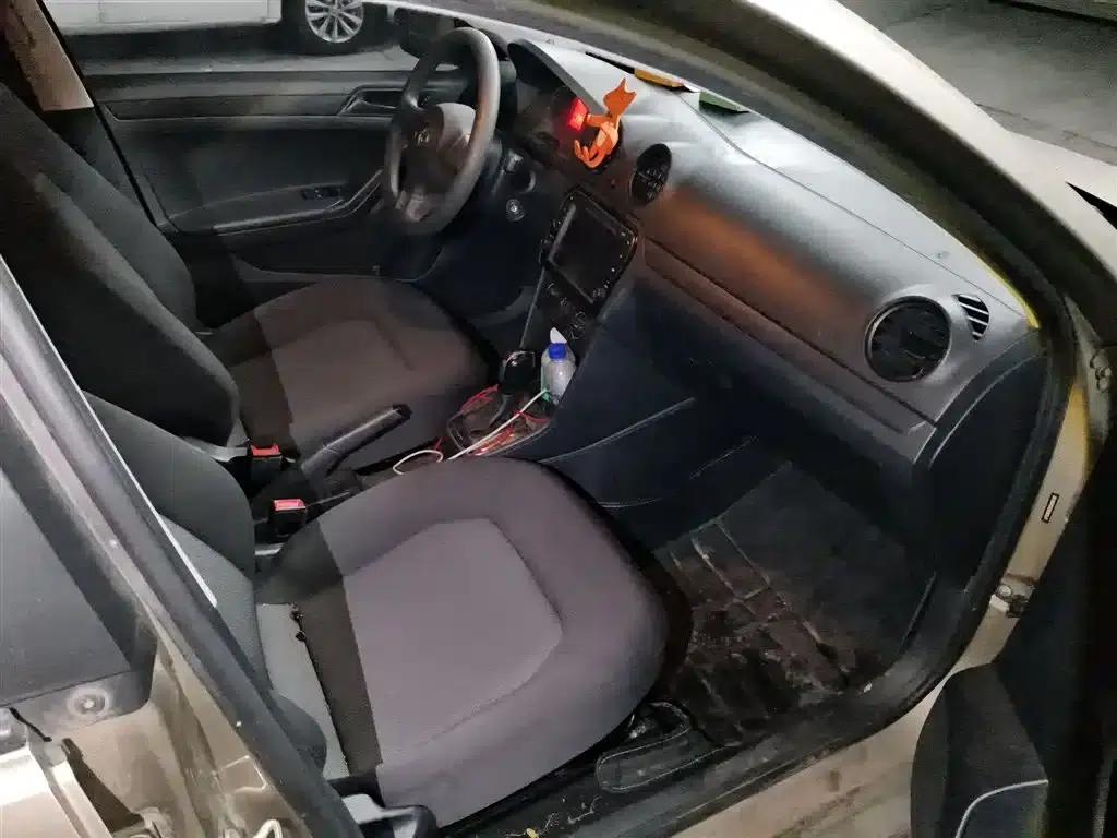 Jetta 2015 Value Edition 1.6L Automatic Fashion Model — миниатюра 20