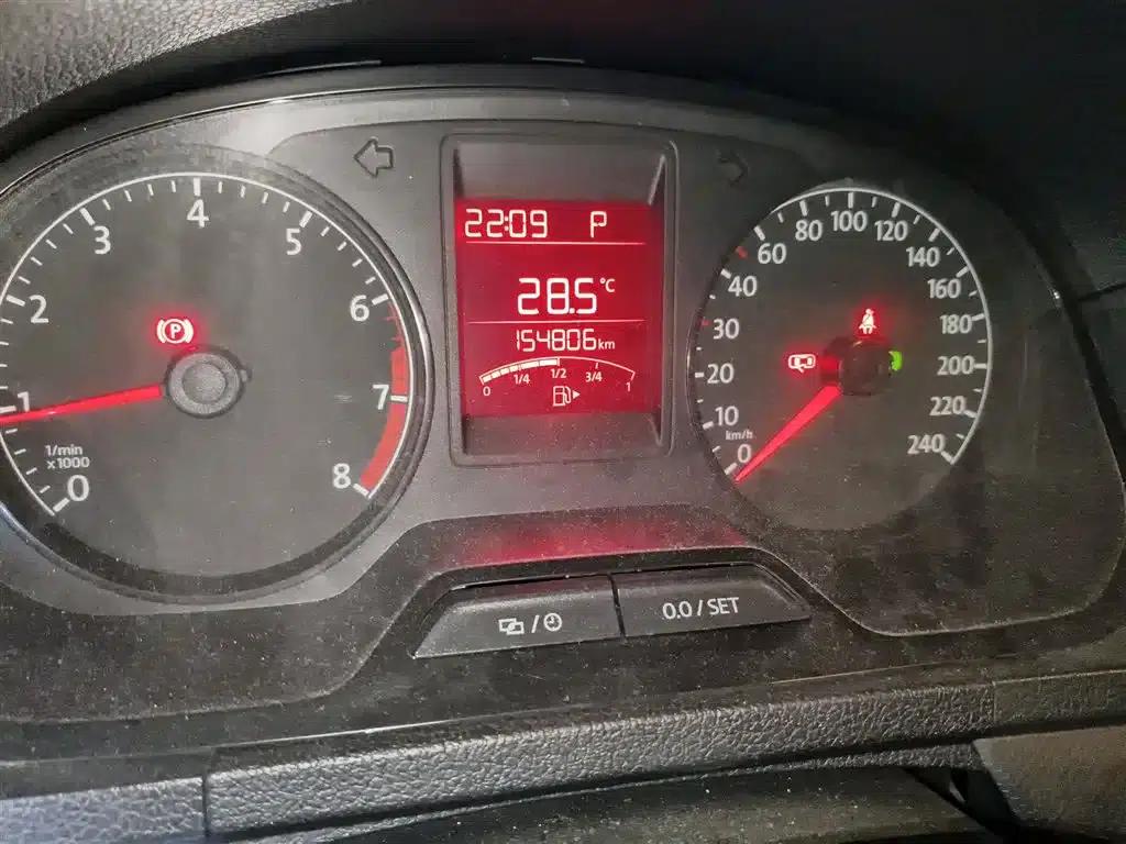 Jetta 2015 Value Edition 1.6L Automatic Fashion Model — миниатюра 5