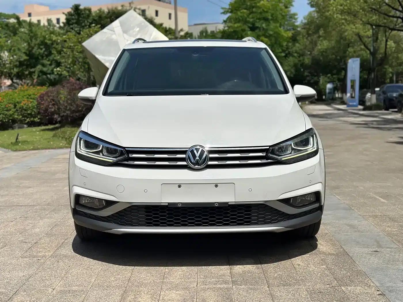 2018 Touran L 280TSI DSG Cross Edition 6-seater National VI Emission Standard — миниатюра 2