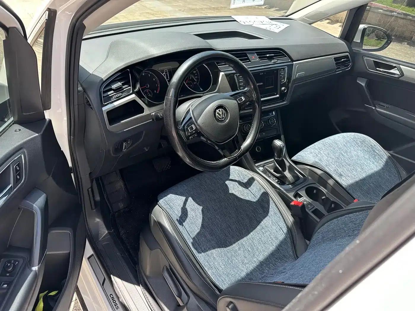 2018 Touran L 280TSI DSG Cross Edition 6-seater National VI Emission Standard — миниатюра 11