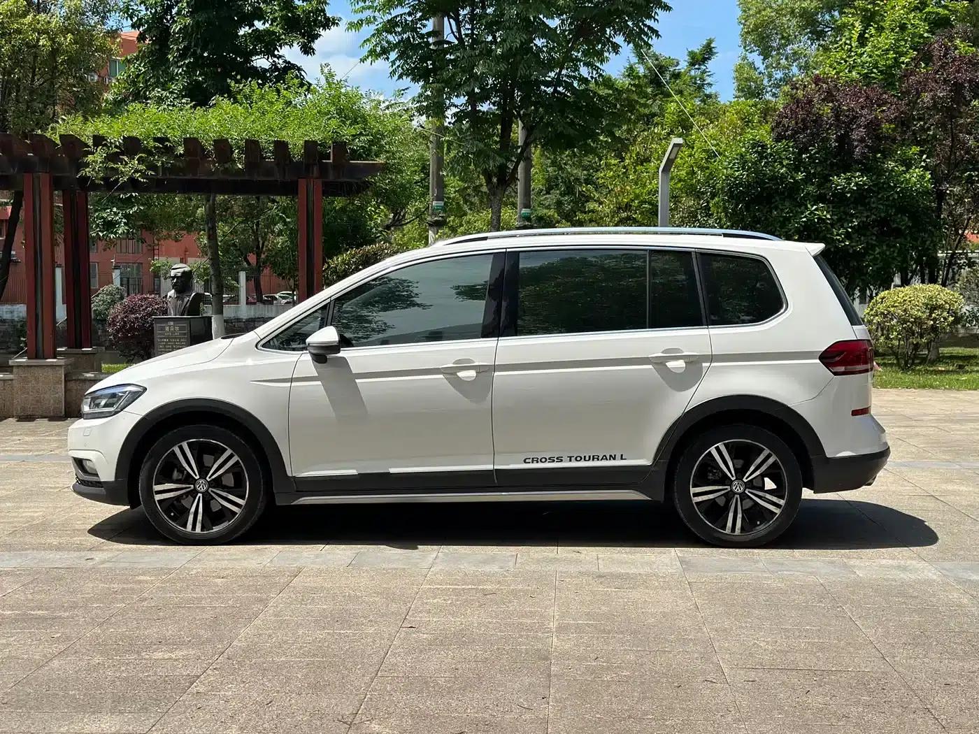 2018 Touran L 280TSI DSG Cross Edition 6-seater National VI Emission Standard — миниатюра 12