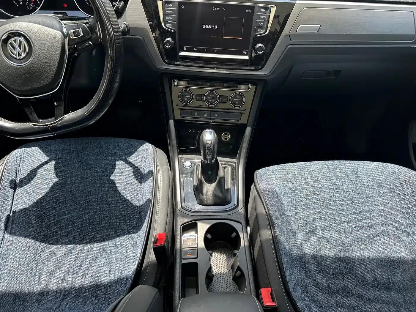 2018 Touran L 280TSI DSG Cross Edition 6-seater National VI Emission Standard — миниатюра 14