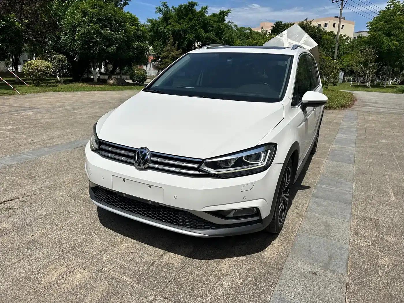 2018 Touran L 280TSI DSG Cross Edition 6-seater National VI Emission Standard — миниатюра 18