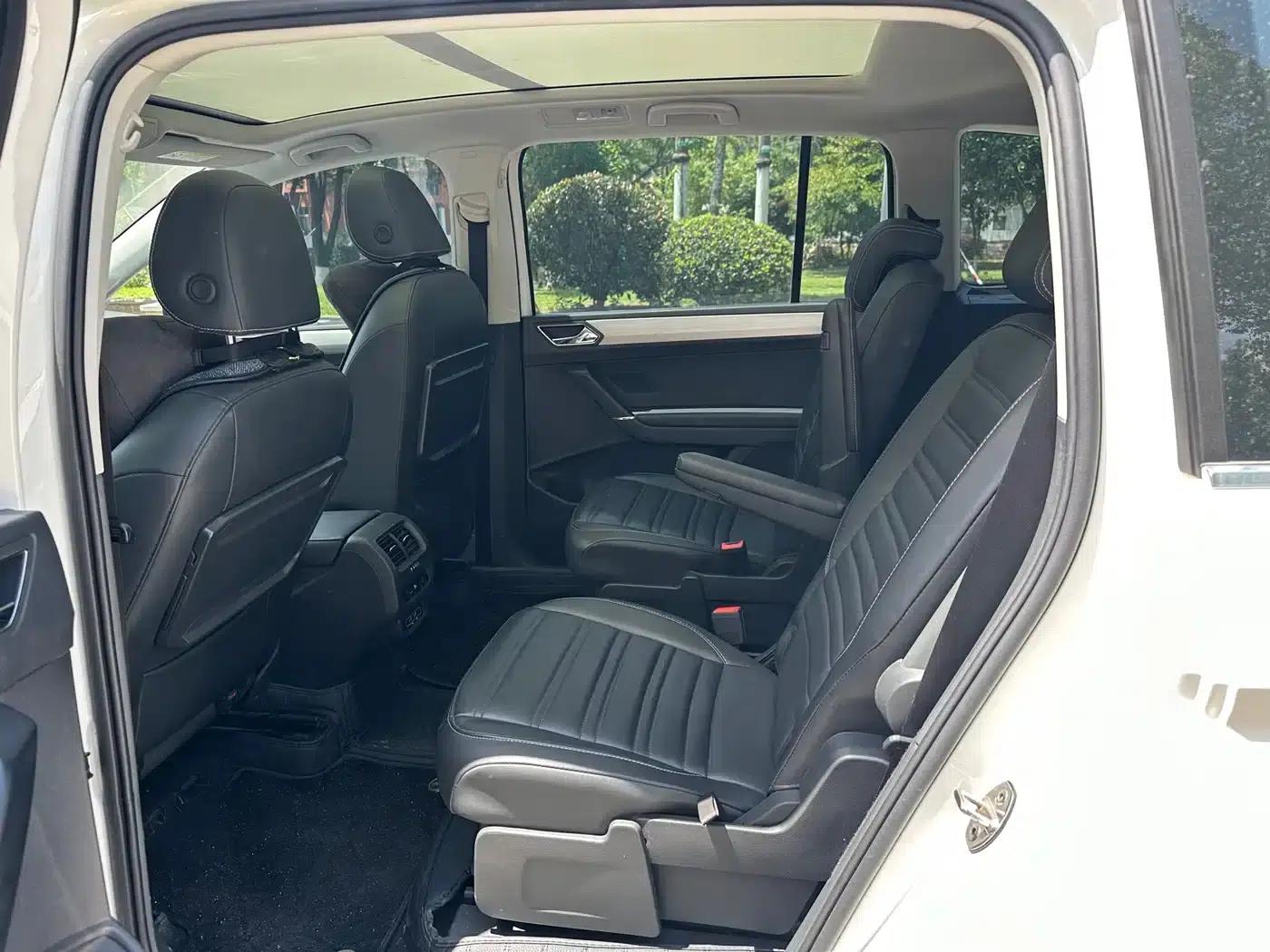 2018 Touran L 280TSI DSG Cross Edition 6-seater National VI Emission Standard — миниатюра 10