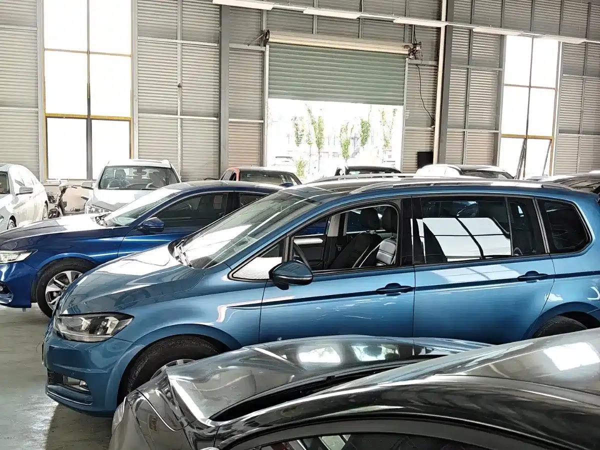 2018 Touran L 280TSI DSG Comfort Edition 7-seater (National V Emission Standard) — миниатюра 3