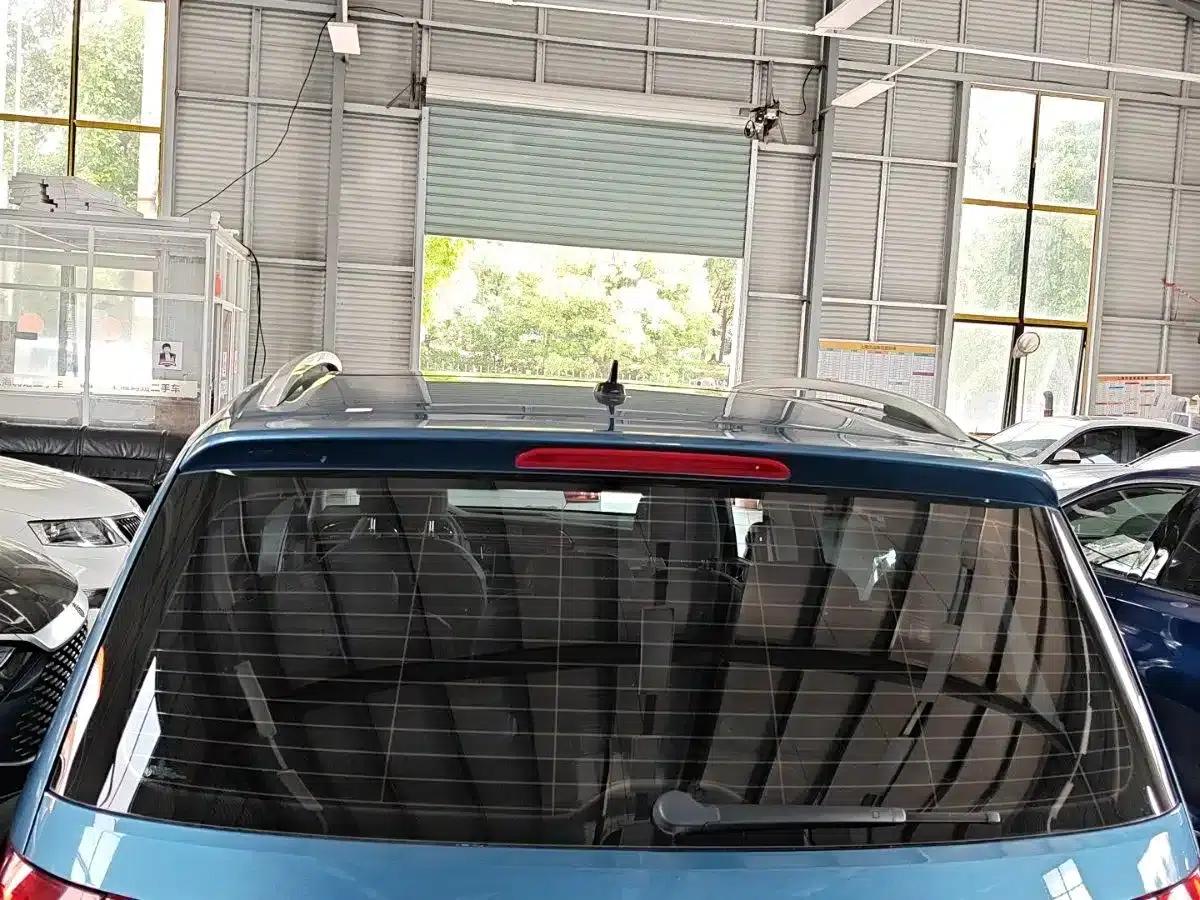2018 Touran L 280TSI DSG Comfort Edition 7-seater (National V Emission Standard) — миниатюра 4