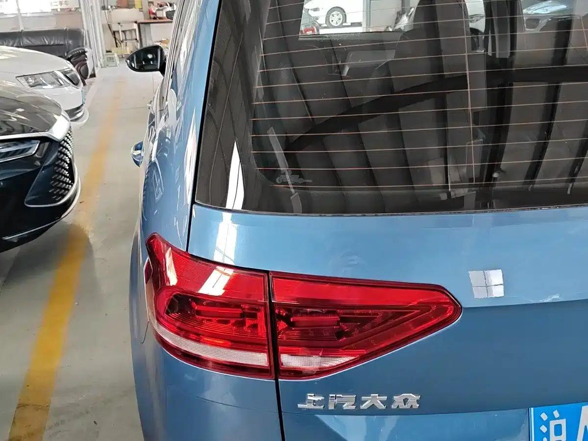 2018 Touran L 280TSI DSG Comfort Edition 7-seater (National V Emission Standard) — миниатюра 6