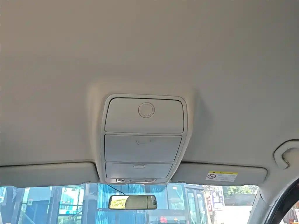 Touran 2015 1.4T Manual Fashion Edition 5-seater — миниатюра 18