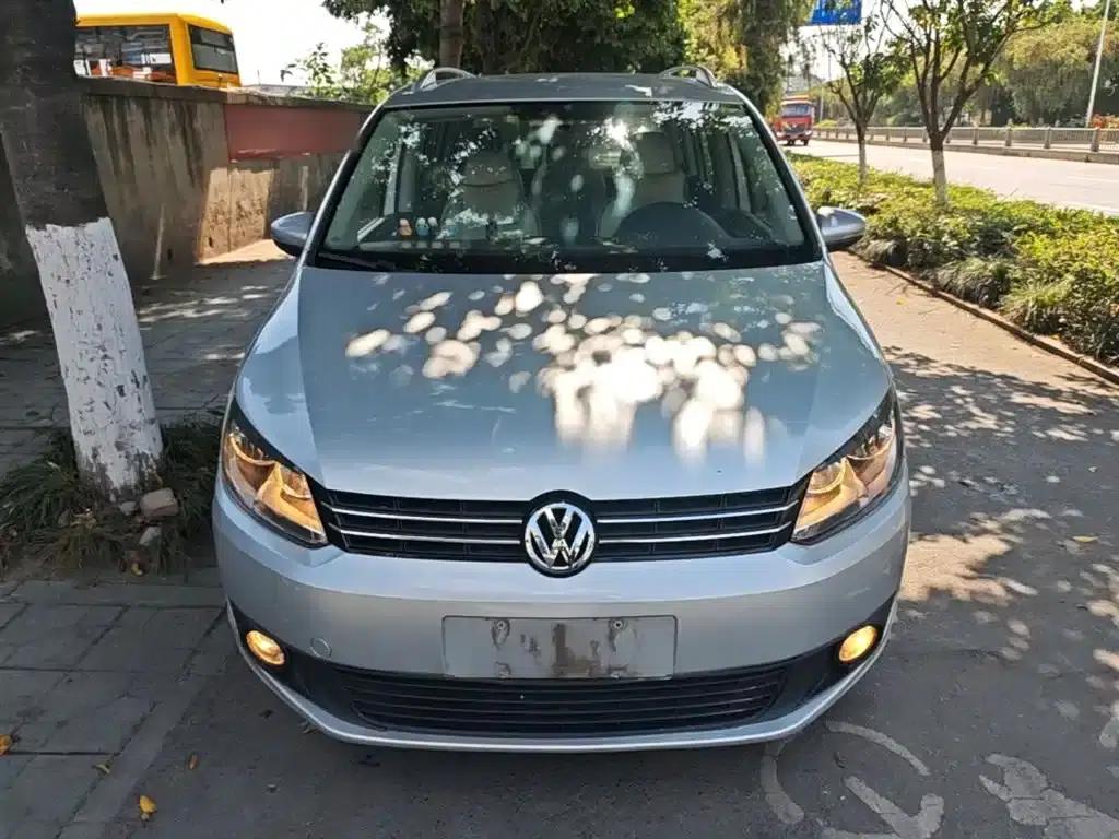 Touran 2015 1.4T Manual Fashion Edition 5-seater — миниатюра 3