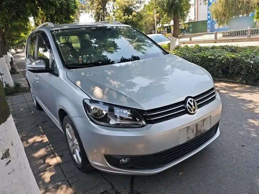 Touran 2015 1.4T Manual Fashion Edition 5-seater — миниатюра 4