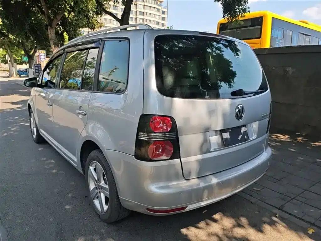 Touran 2015 1.4T Manual Fashion Edition 5-seater — миниатюра 5