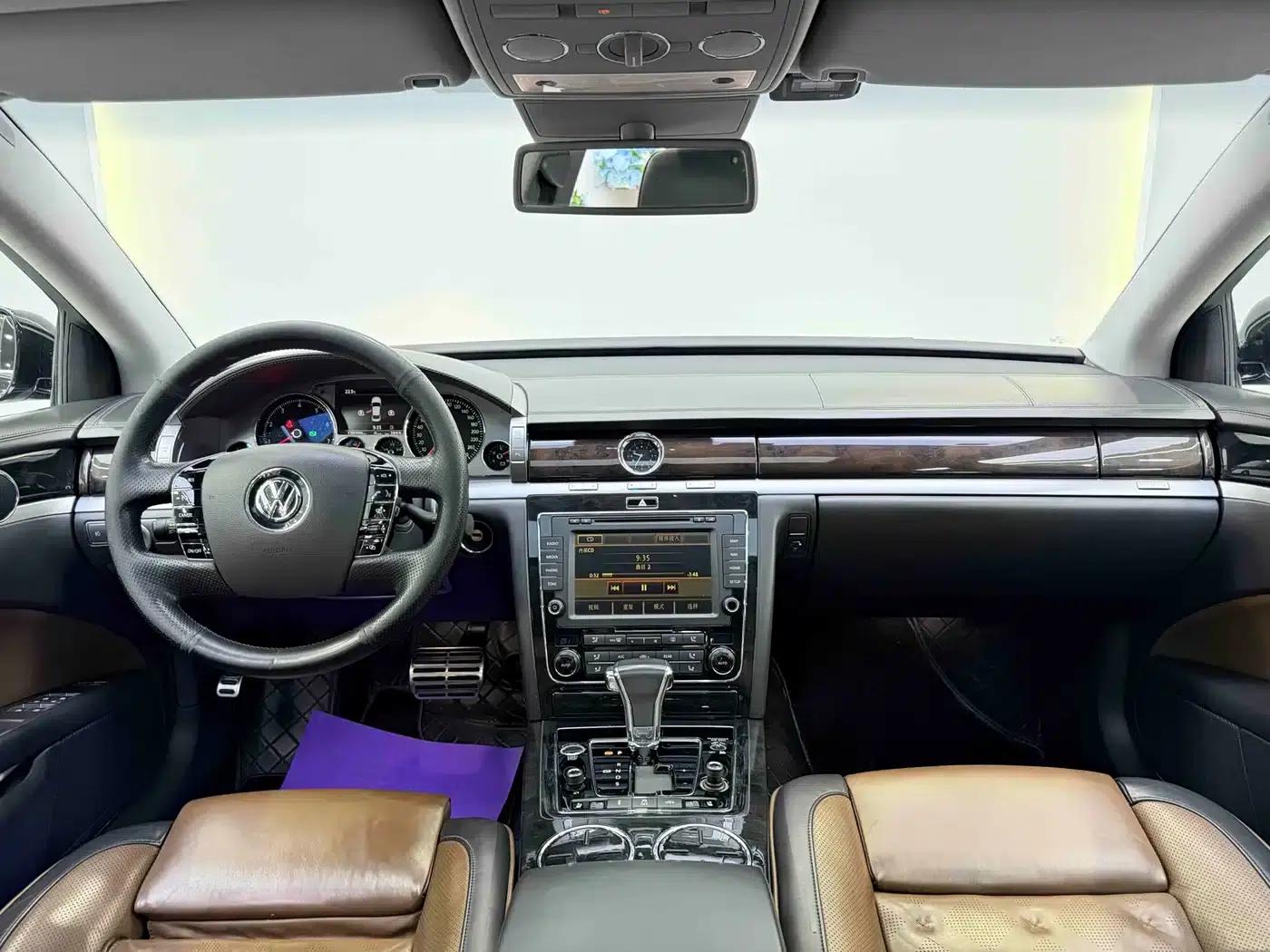 Phaeton 2015 3.0L Exclusive Edition — миниатюра 7