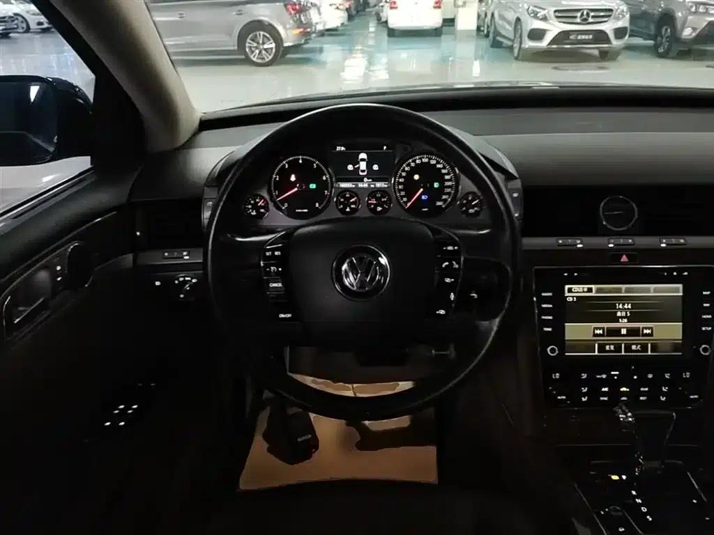 Phaeton 2014 3.0L Business Edition — миниатюра 11