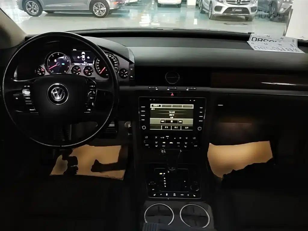 Phaeton 2014 3.0L Business Edition — миниатюра 10