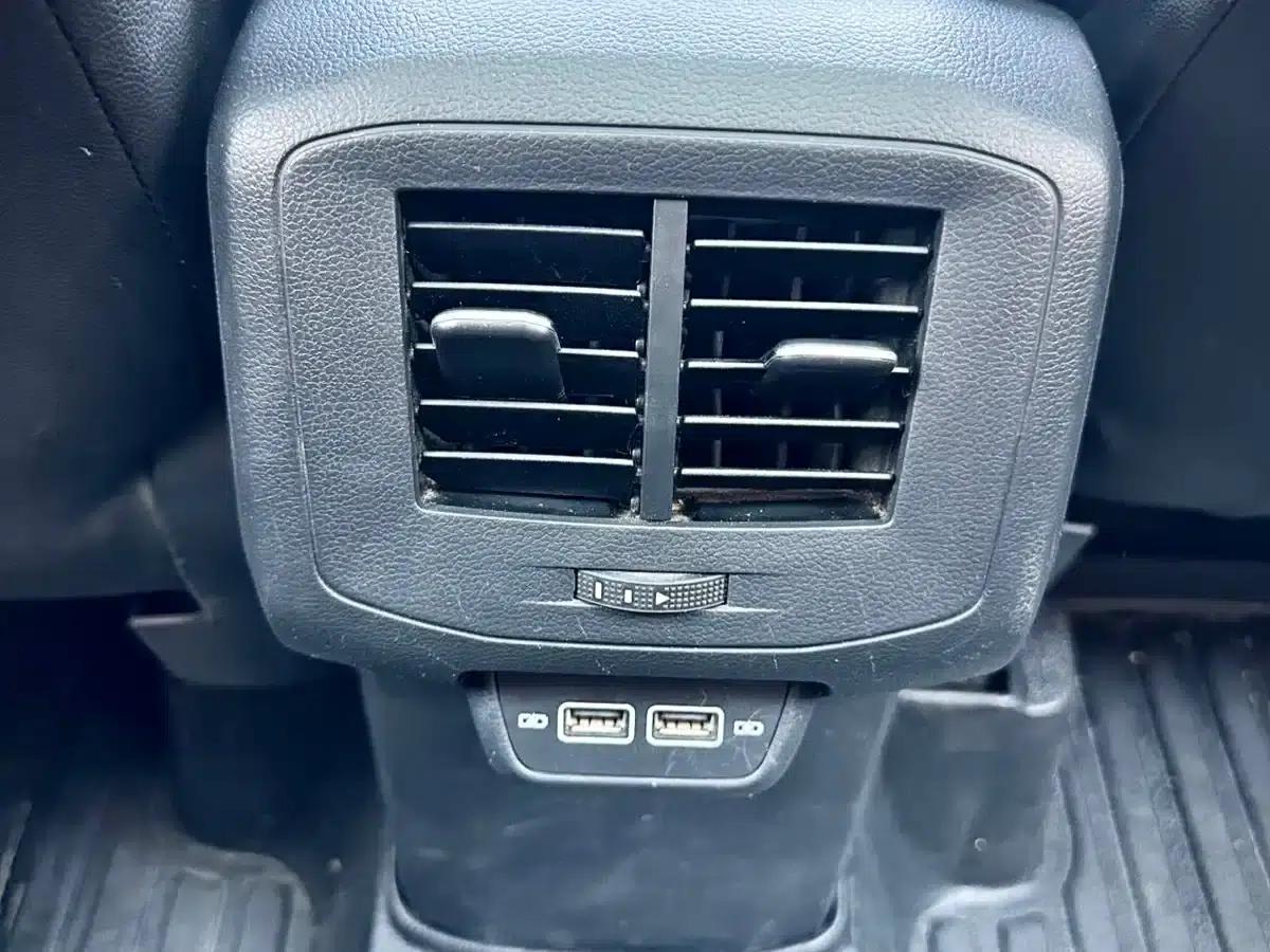 2021 Volkswagen T-Cross 200TSI DSG Smart Connect Edition — миниатюра 18