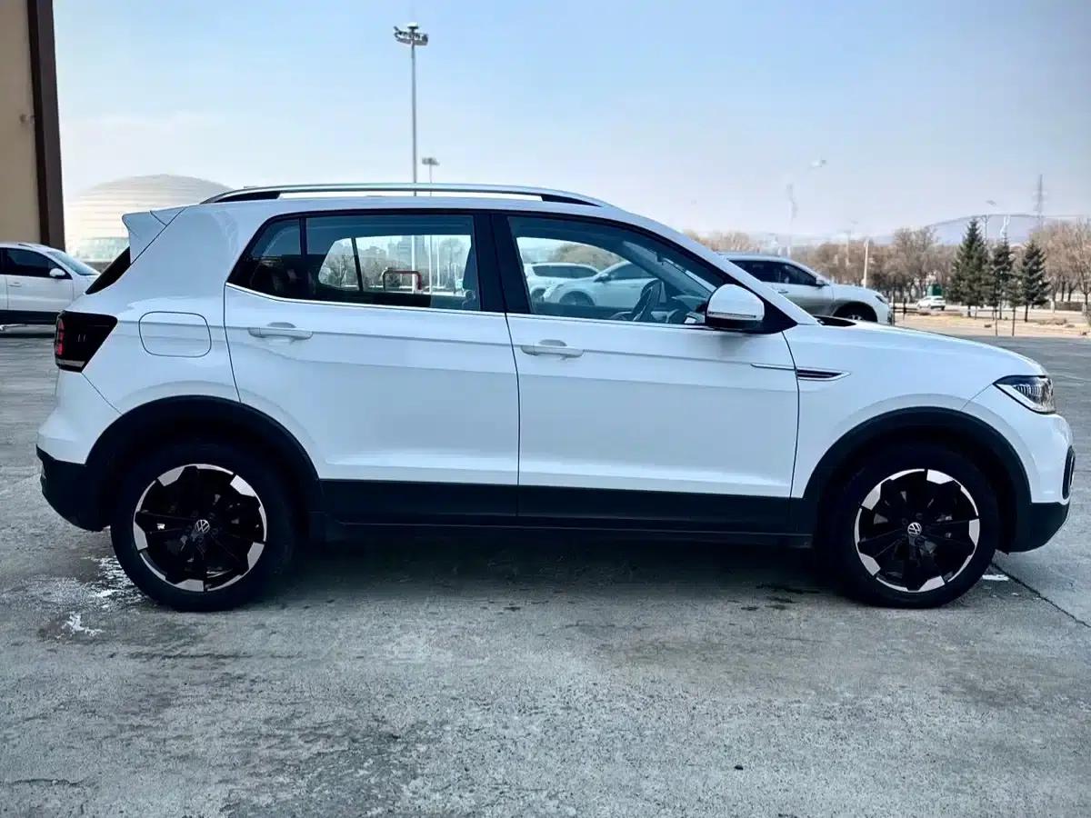 2021 Volkswagen T-Cross 200TSI DSG Smart Connect Edition — миниатюра 7