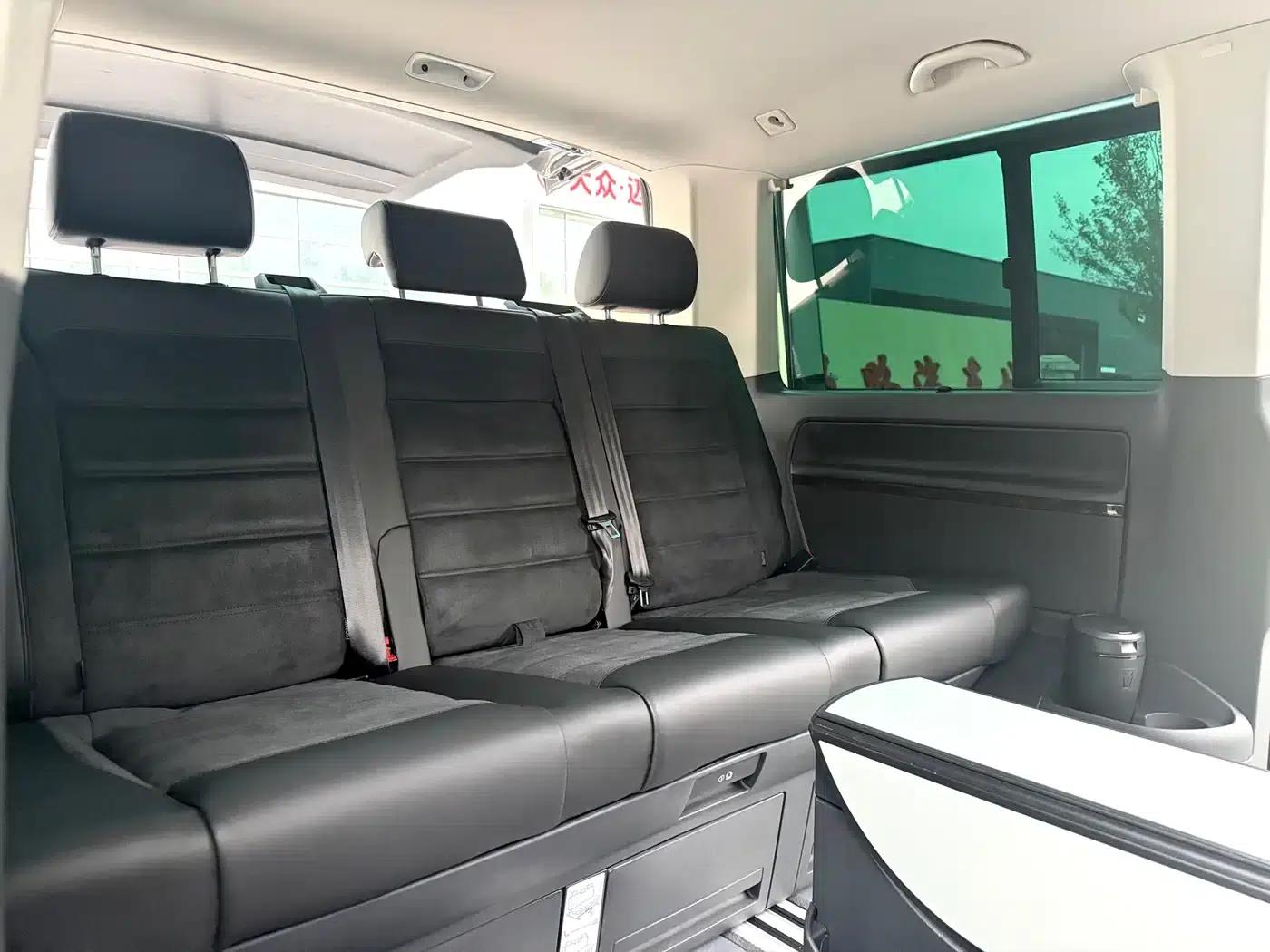 Multivan 2018 2.0TSI 4WD Explorer Edition 7-seater — миниатюра 24