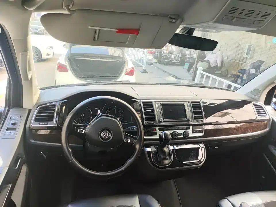 Multivan 2018 2.0TSI 2WD Luxury 7-Seater — миниатюра 3