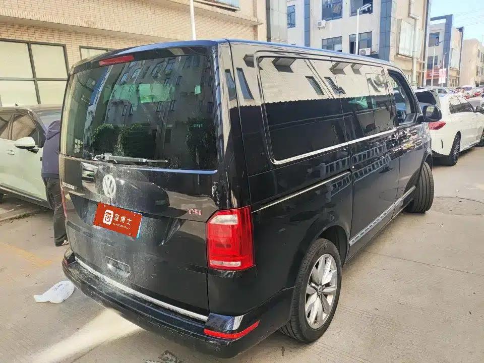Multivan 2018 2.0TSI 2WD Luxury 7-Seater — миниатюра 4