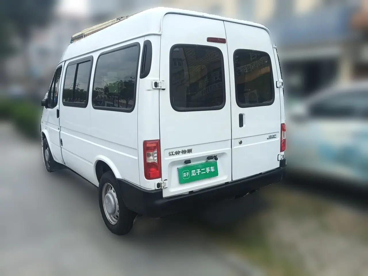 JMC Transit 2019 2.8T Commercial Version Short Wheelbase Mid-Roof 6-Seater China VI JX493 — миниатюра 4