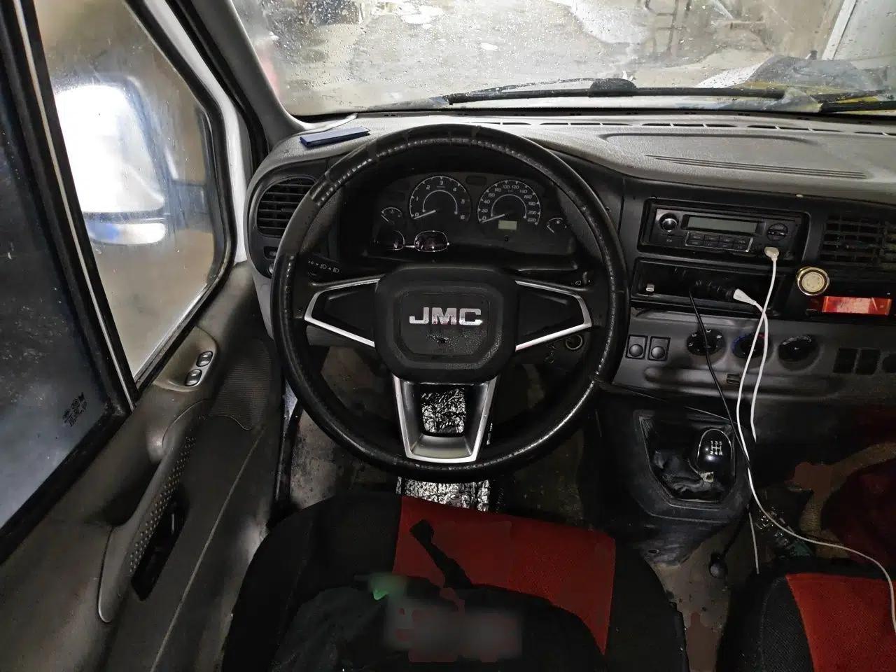 JMC Transit 2017 2.8T Commercial Version Short Wheelbase Mid-Roof 6/7/8-Seater JX493 — миниатюра 11