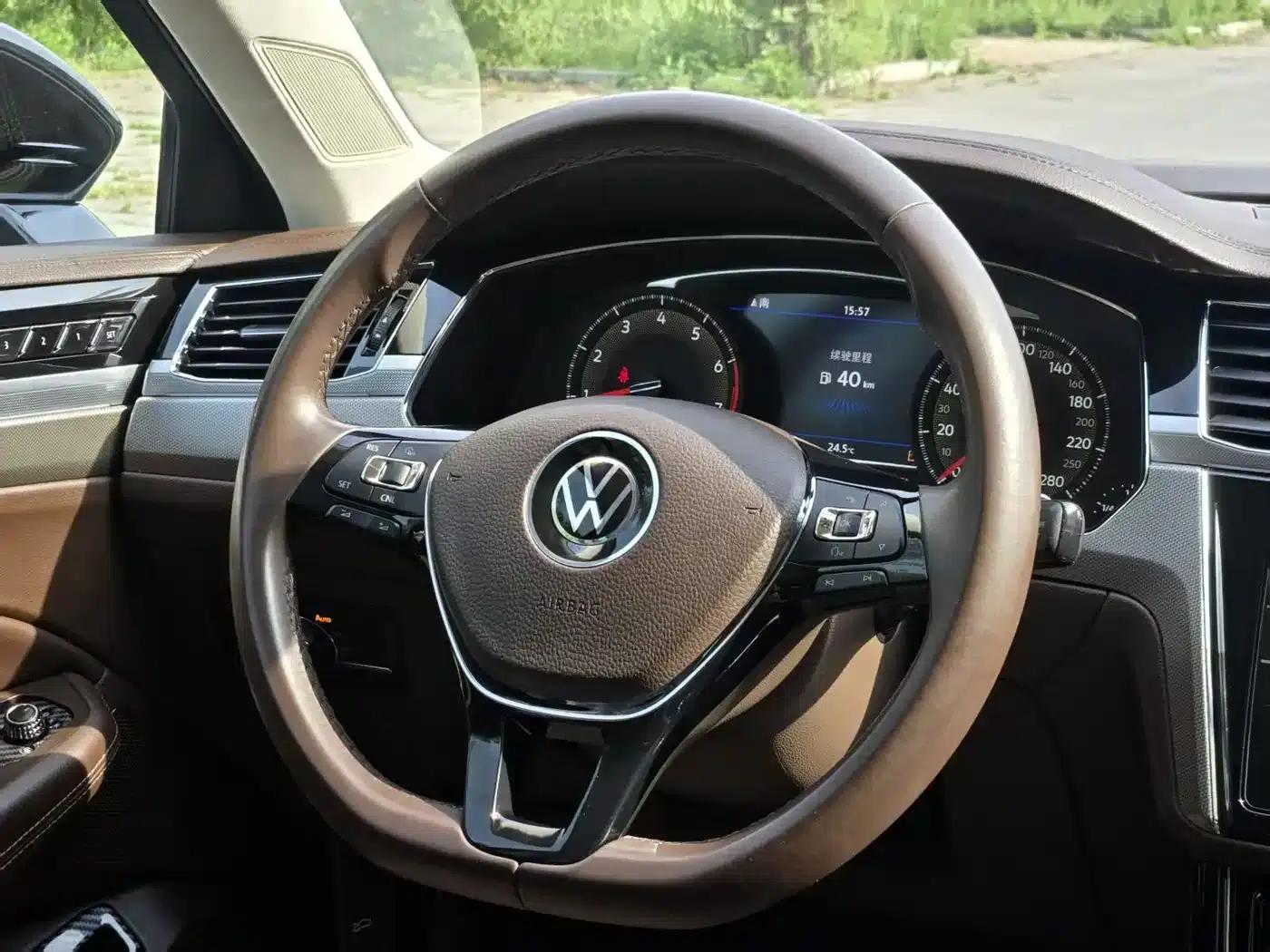 Phideon 2021 380TSI Luxury Edition — миниатюра 11