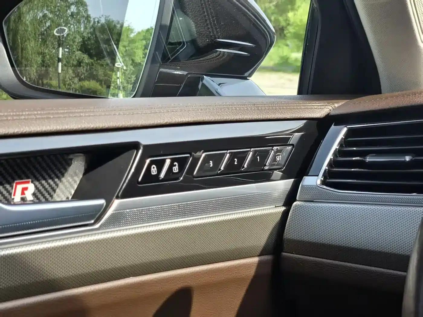 Phideon 2021 380TSI Luxury Edition — миниатюра 14