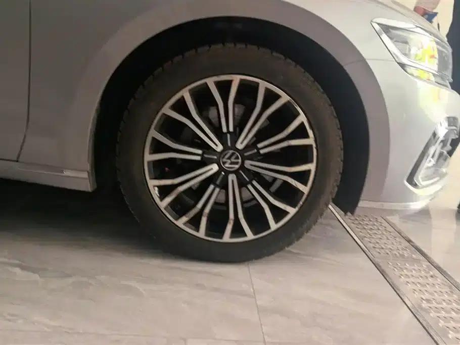 Phideon 2021 380TSI Luxury Edition — миниатюра 6