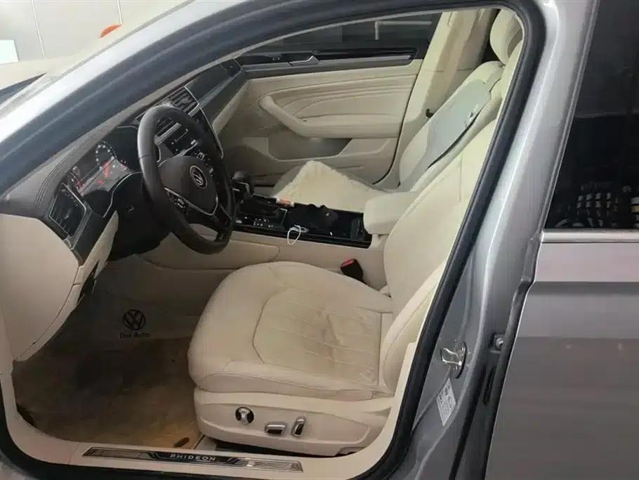 Phideon 2021 380TSI Luxury Edition — миниатюра 9