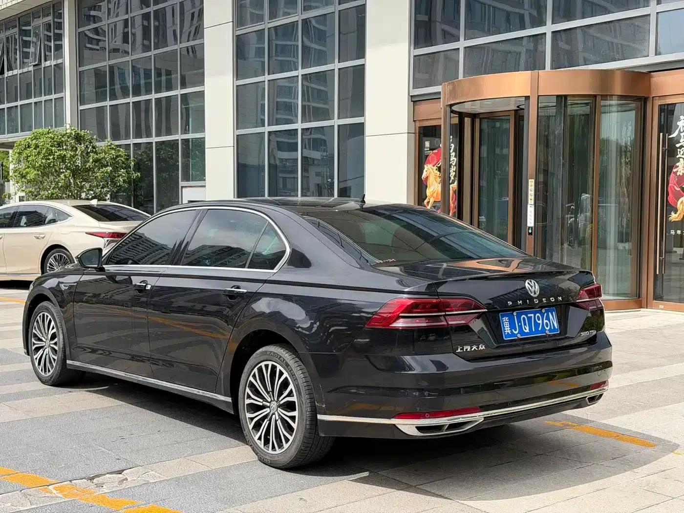 Phideon 2018 Facelift 380TSI 2WD Business Edition — миниатюра 16