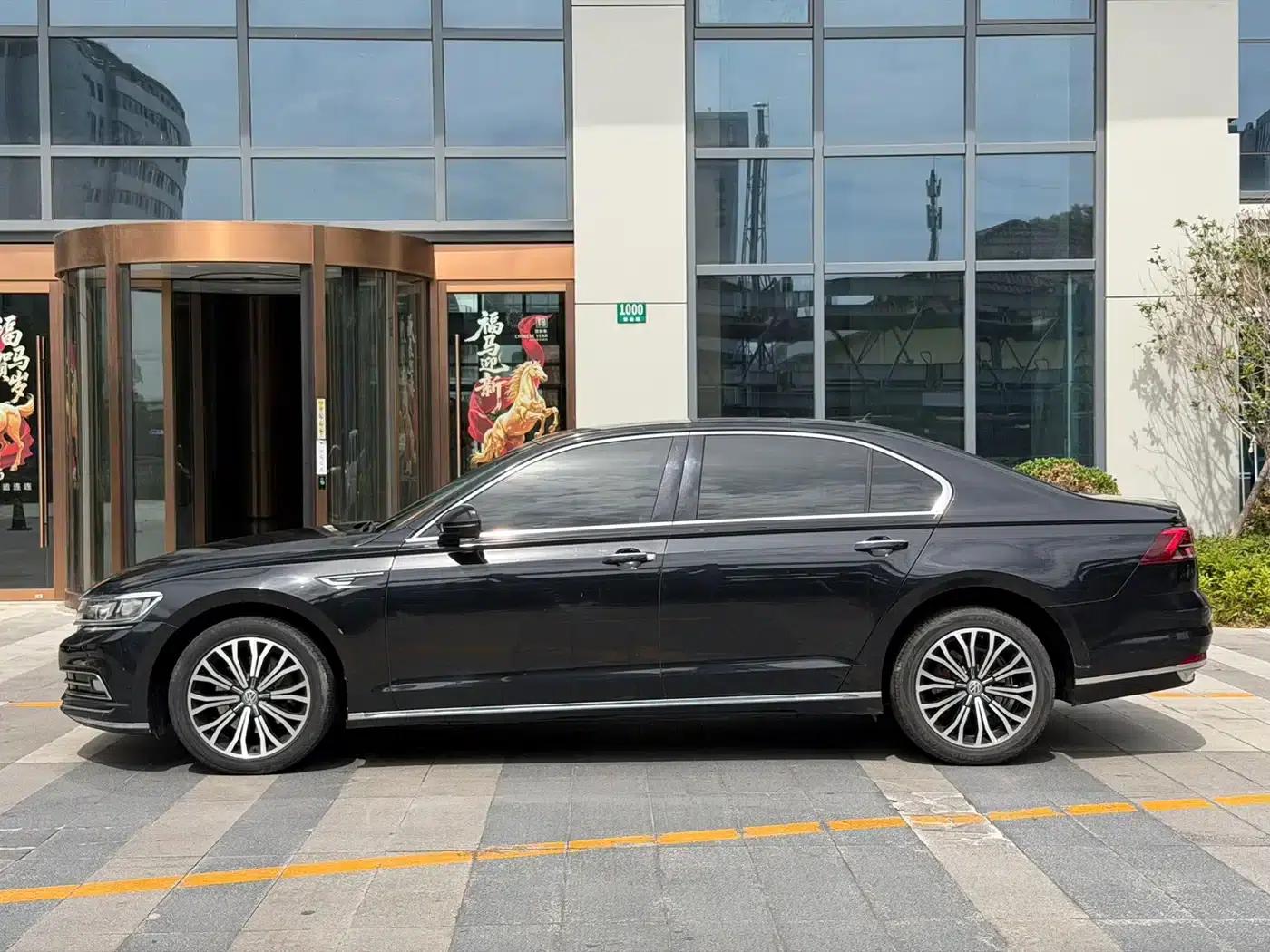 Phideon 2018 Facelift 380TSI 2WD Business Edition — миниатюра 20