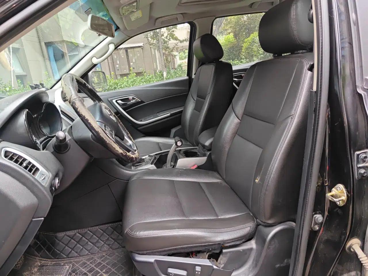 JMC Yusheng S350 2013 2.4T Automatic 4x4 Diesel Ultra-Luxury 5-Seater — миниатюра 16