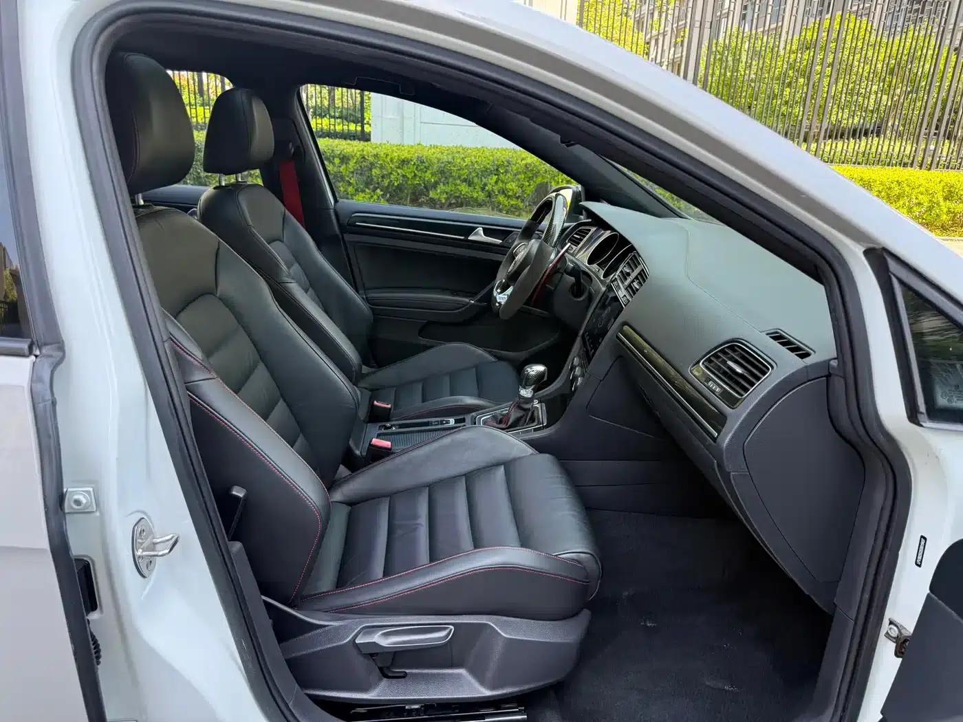 2016 Golf GTI 2.0TSI GTI — миниатюра 16